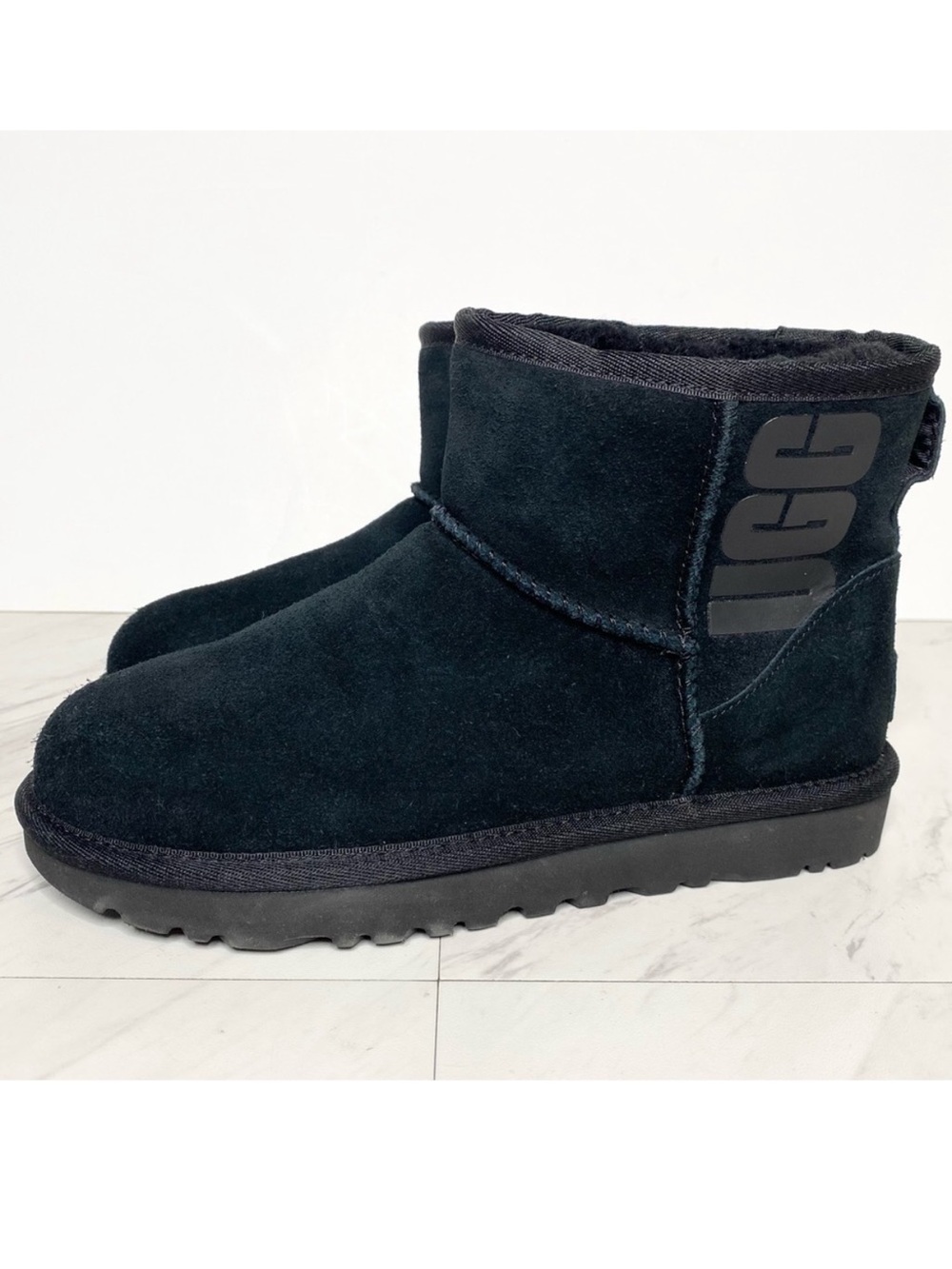 New! UGG Side Logo Mini Winter Boot 5